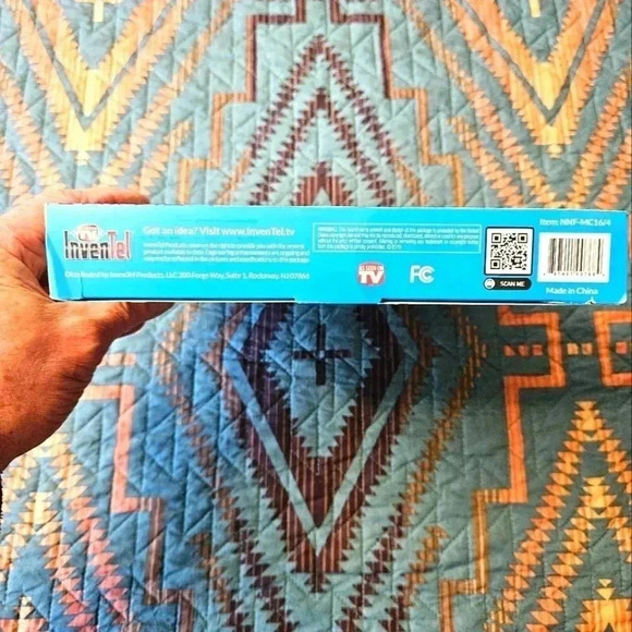 New‎ LEDNeck Fan - Picture 3 of 4